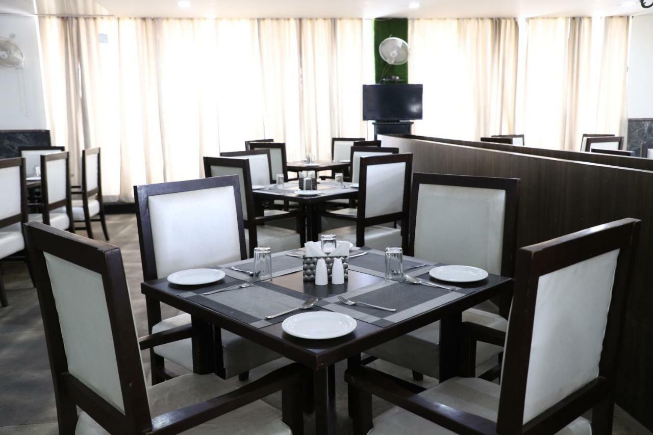 Diwan Hotel And Restaurant Surkhi Kültér fotó