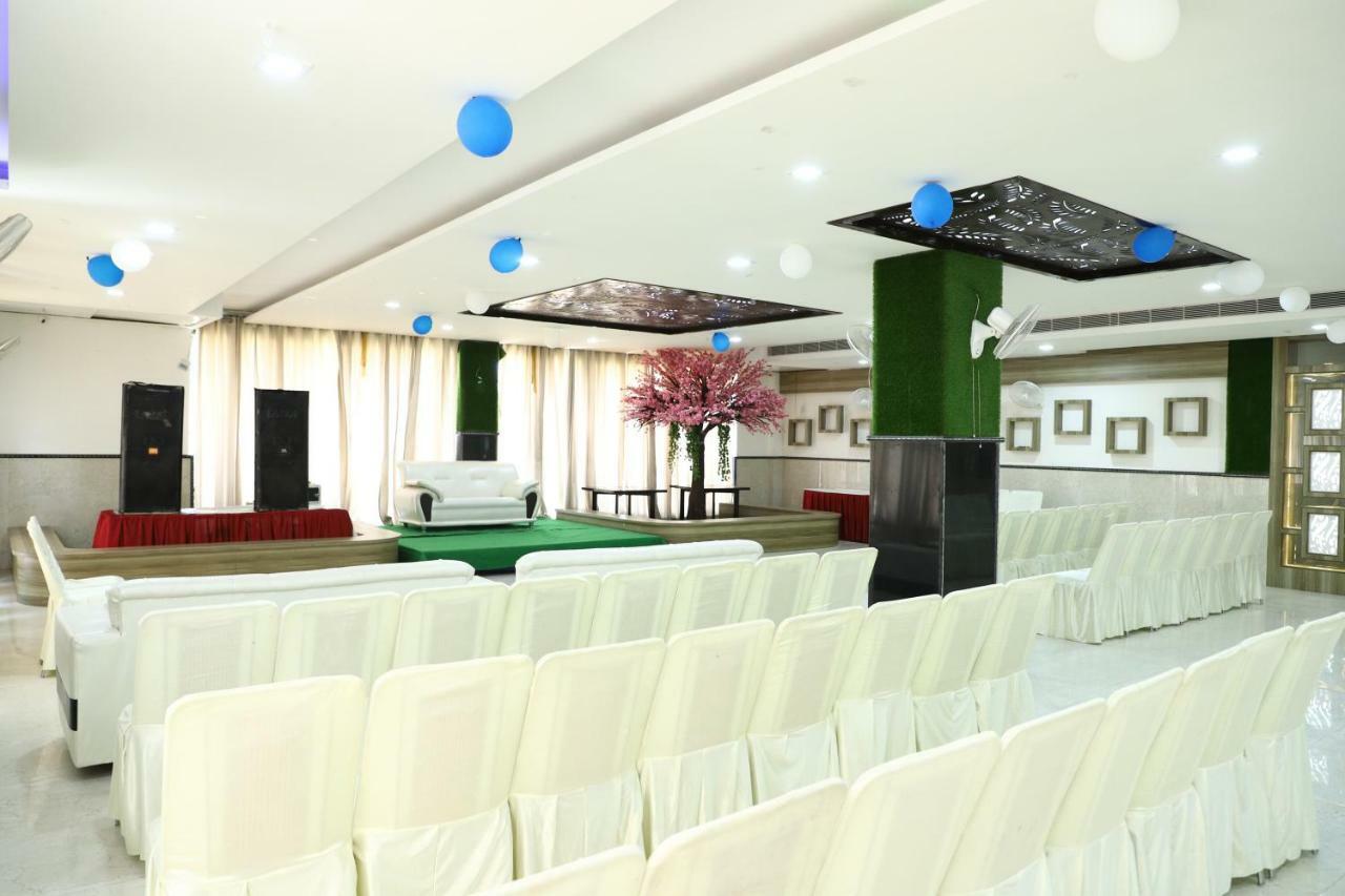 Diwan Hotel And Restaurant Surkhi Kültér fotó