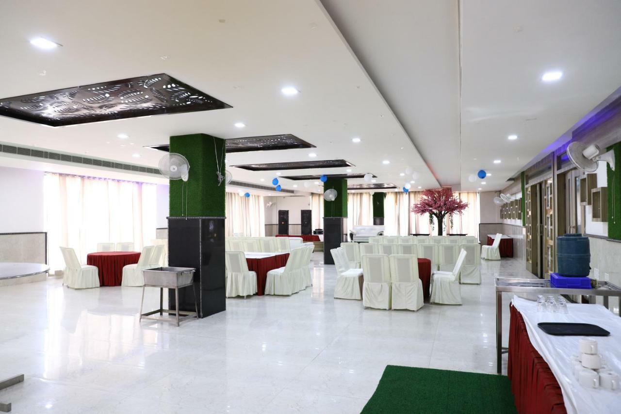 Diwan Hotel And Restaurant Surkhi Kültér fotó