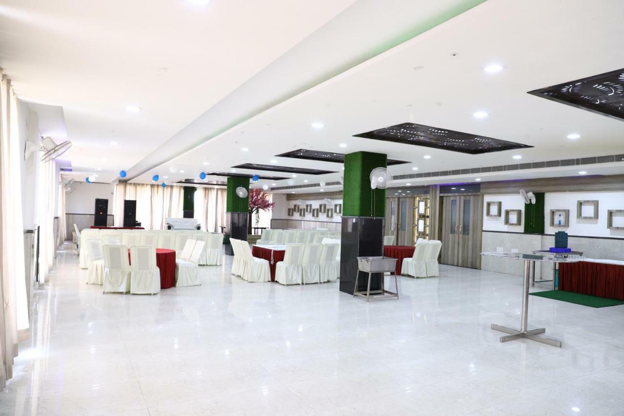 Diwan Hotel And Restaurant Surkhi Kültér fotó