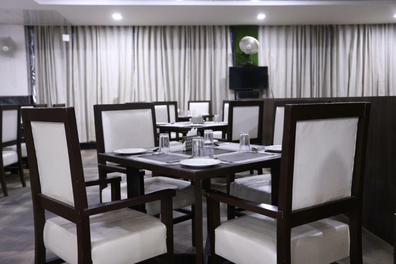Diwan Hotel And Restaurant Surkhi Kültér fotó