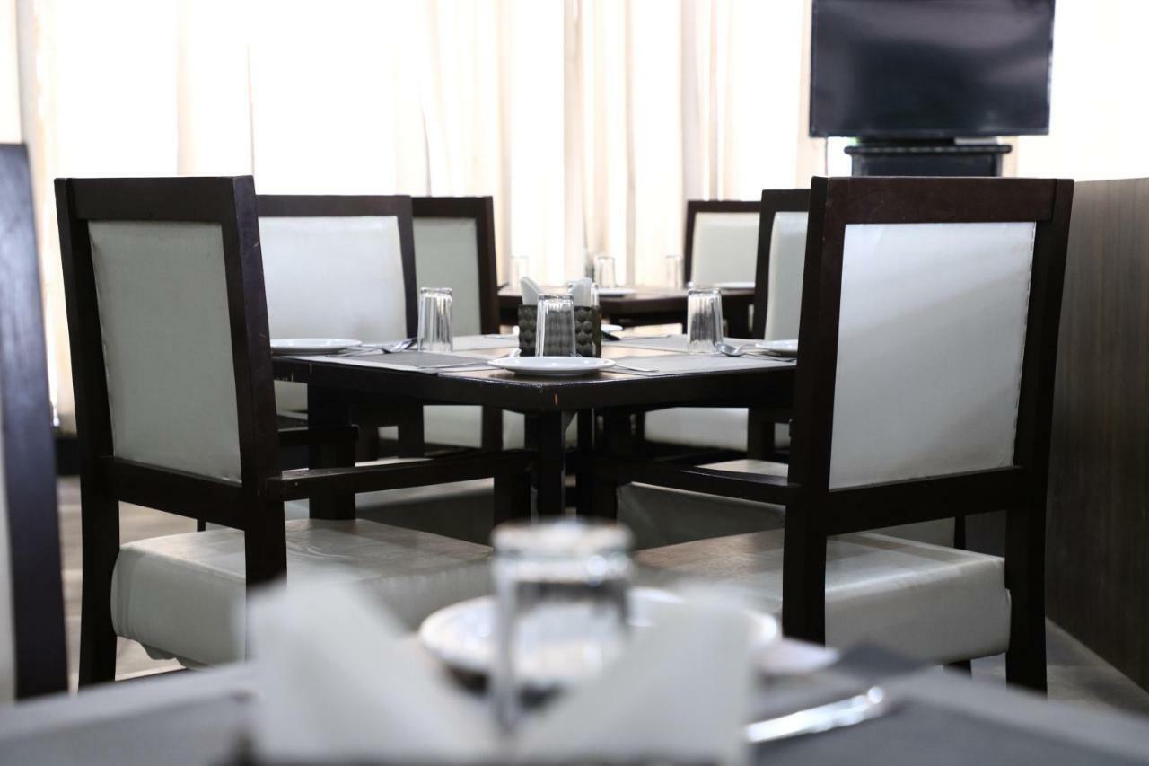 Diwan Hotel And Restaurant Surkhi Kültér fotó