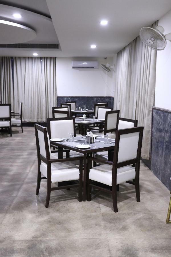 Diwan Hotel And Restaurant Surkhi Kültér fotó